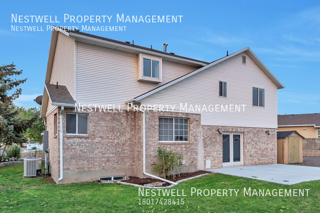 Building Photo - Beautiful 5-bed Home in Riverton