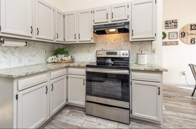 Building Photo - Spacious 3BR House in Bartlett