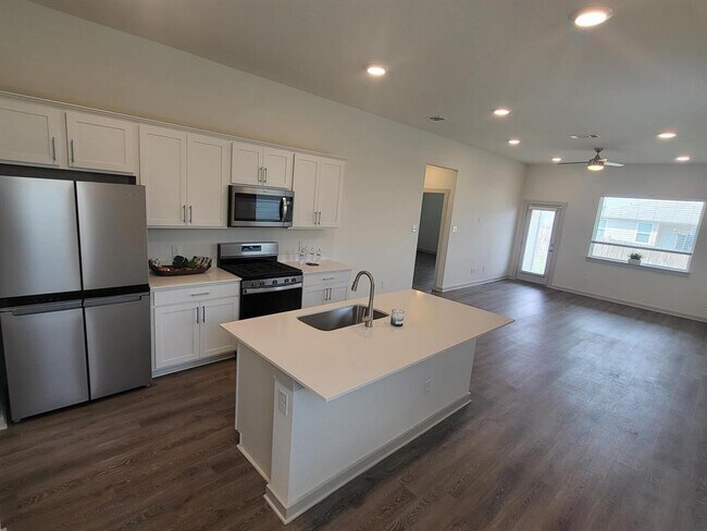 Foto del edificio - 316 Fremont Dr