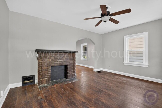 Foto del edificio - 2034 Berkshire Pl