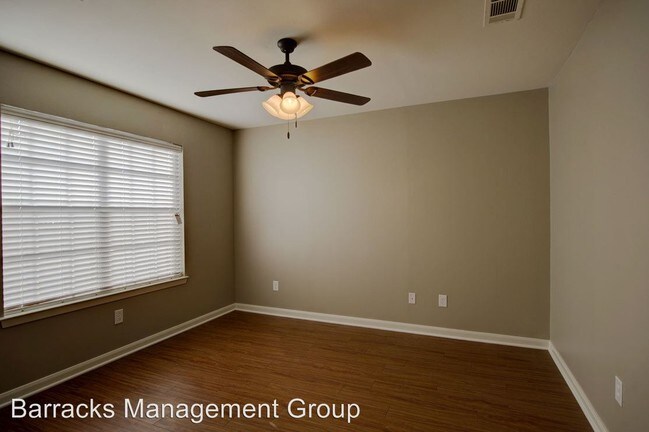 Foto del edificio - 901 Balcones Dr