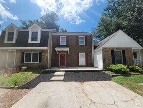 Building Photo - 105 Oak Hill Cir