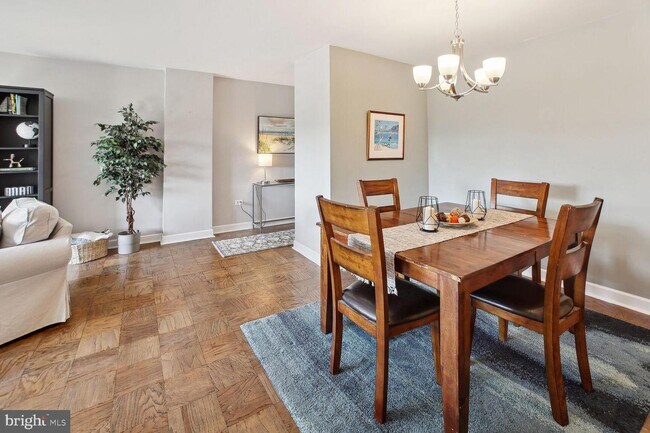 Foto del edificio - 2939 Van Ness St NW