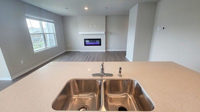 Foto del edificio - 2025 Build - 3 Bedroom, 2.5 Bathroom Townhouse in Prime Ankeny Location – Available Now