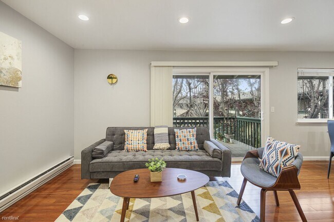 Building Photo - 2 br, 1 bath  - 2025 California St Apt 39A