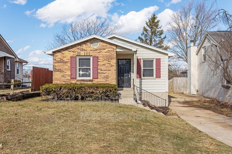 Foto principal - 3237 Bowie Dr