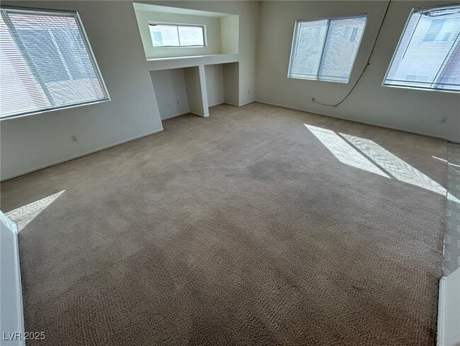 Foto del edificio - 5325 Clover Blossom Ct