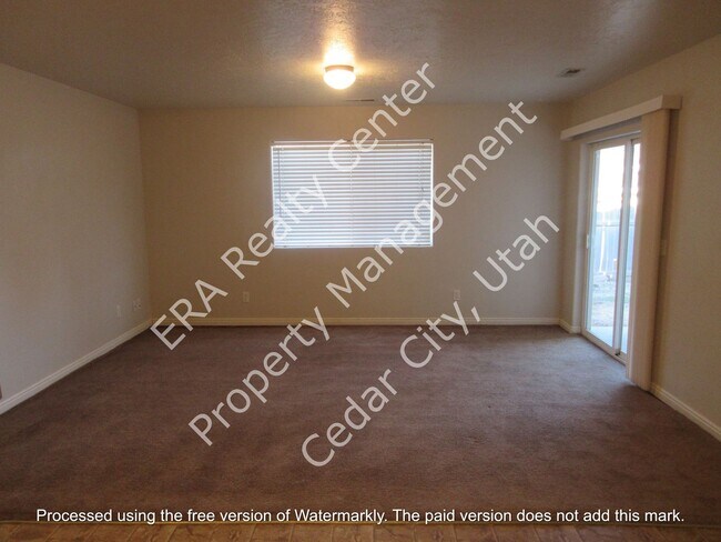 Building Photo - 534 W 1950 N