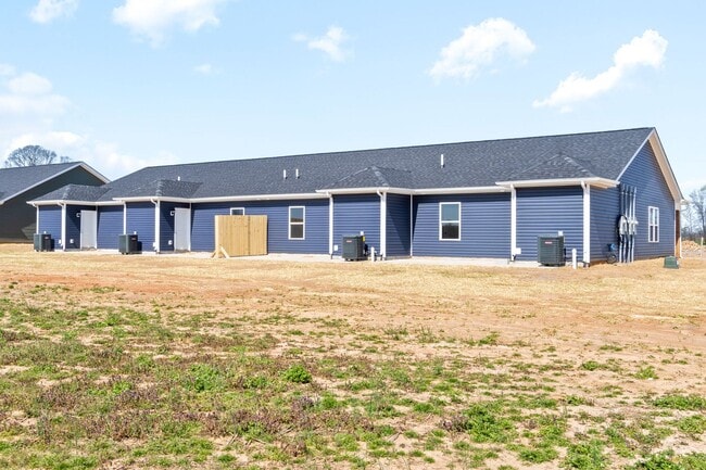 Building Photo - Brand New Unit in Guthrie, KY