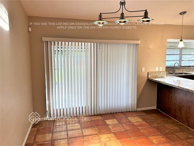 Foto del edificio - 231 Bobwhite Rd