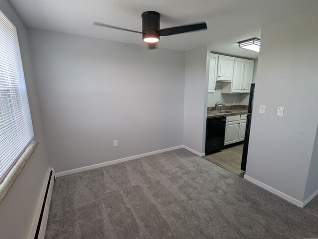 2-Bed, 1-Bath - Dining Area - Glen Park