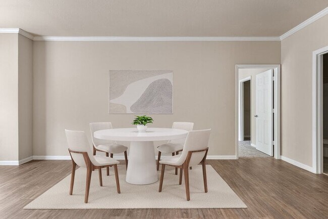 Building Photo - The Vale at Baymeadows
