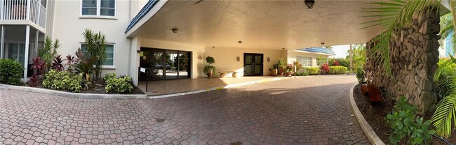 Building Photo - 800 Benjamin Franklin Dr