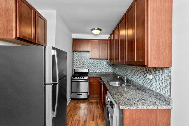 Foto del edificio - 550 W Arlington Pl