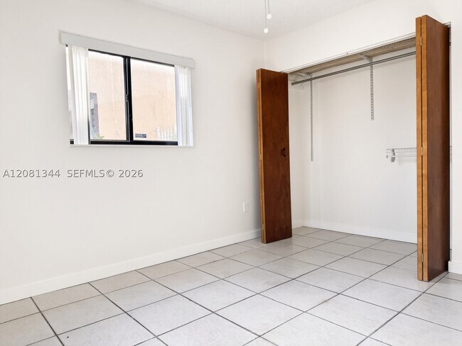 Foto del edificio - 10329 NW 128th Terrace