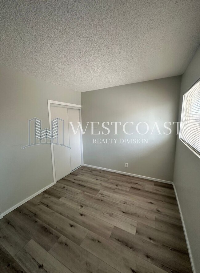 Foto del edificio - 13222 Mohawk Rd