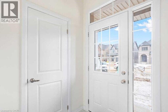 Photo du bâtiment - 456 Adelaide St