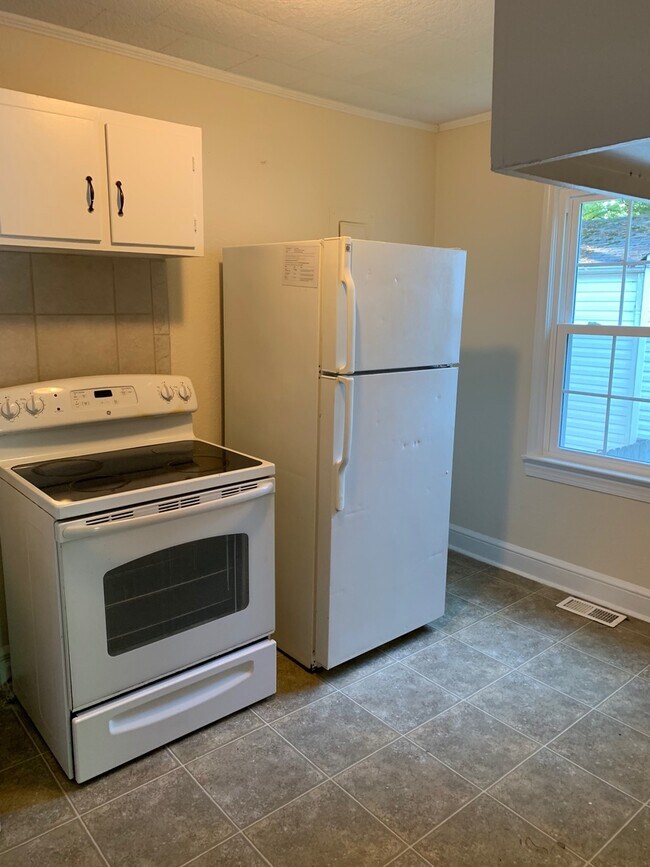 Foto del edificio - Ranch Style Home in High Point!