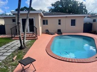 Foto del edificio - 272 Springs Ave
