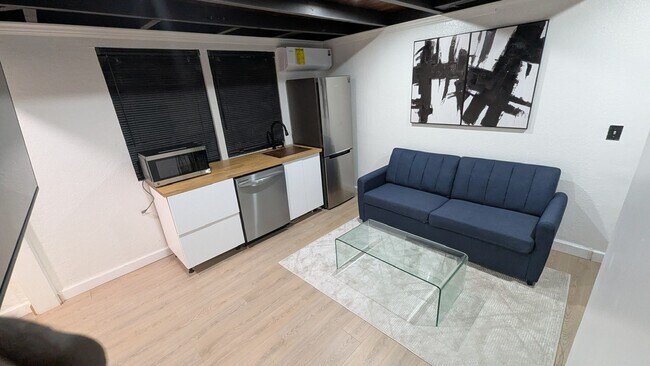 Foto del edificio - 1111 SW 8th Ave