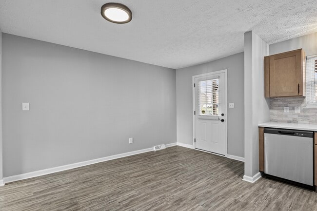 Building Photo - Mt. Tabor Apartments