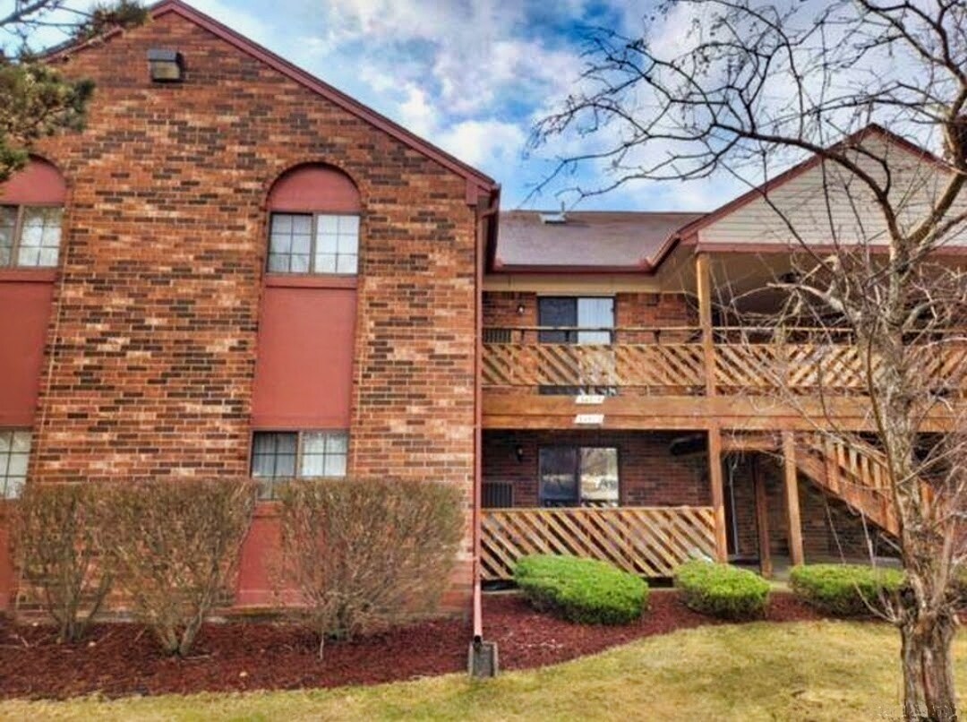 Primary Photo - 34919 Hamilton Dr
