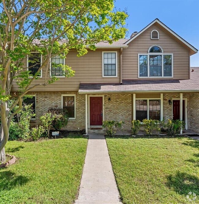 Building Photo - 11404 Walnut Ridge Dr