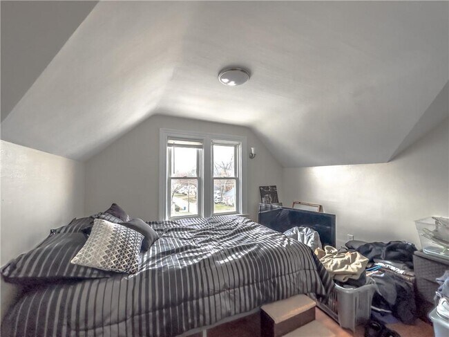 Foto del edificio - 40 Hemlock Ave