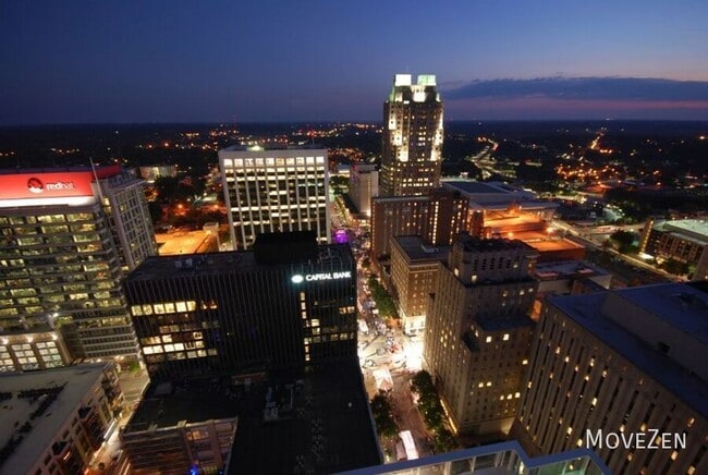 Foto del edificio - 301 Fayetteville St