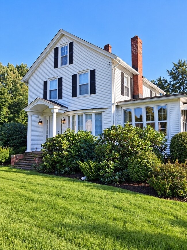 Building Photo - 1575 Wilbraham Rd