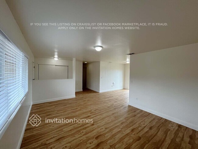 Foto del edificio - 12171 Dry Creek Rd