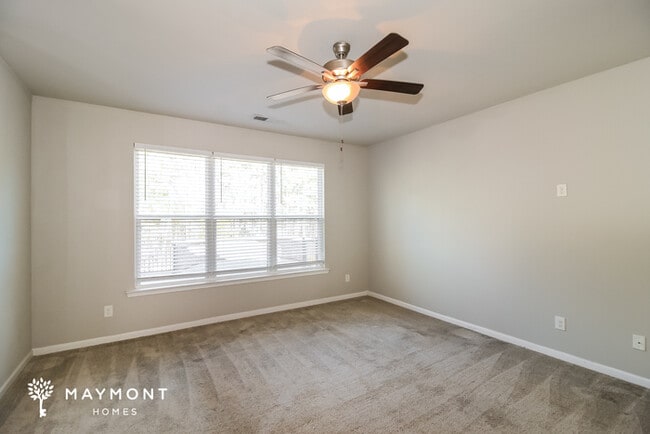 Foto del edificio - 90 Tarpley Way