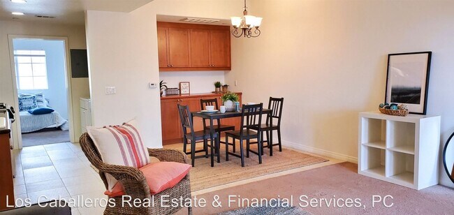 Foto del edificio - 17230 Newhope St