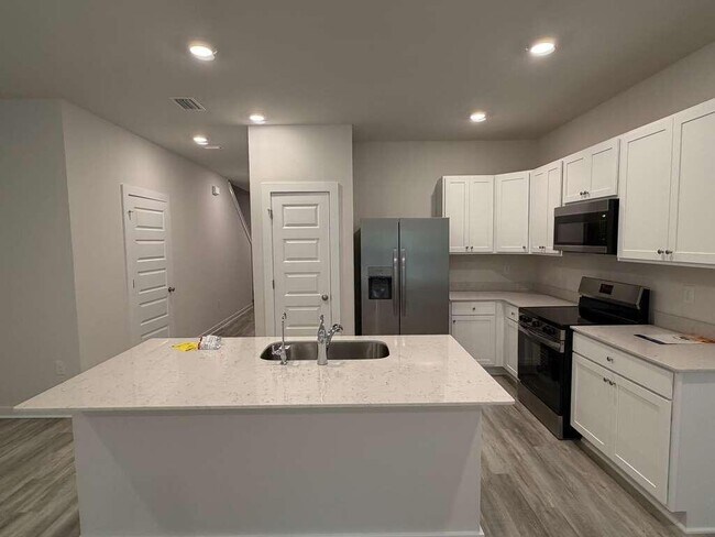 Foto del edificio - 47 S Main Deck Dr