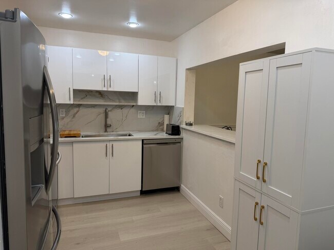 Foto del edificio - 4147 NW 90th Ave