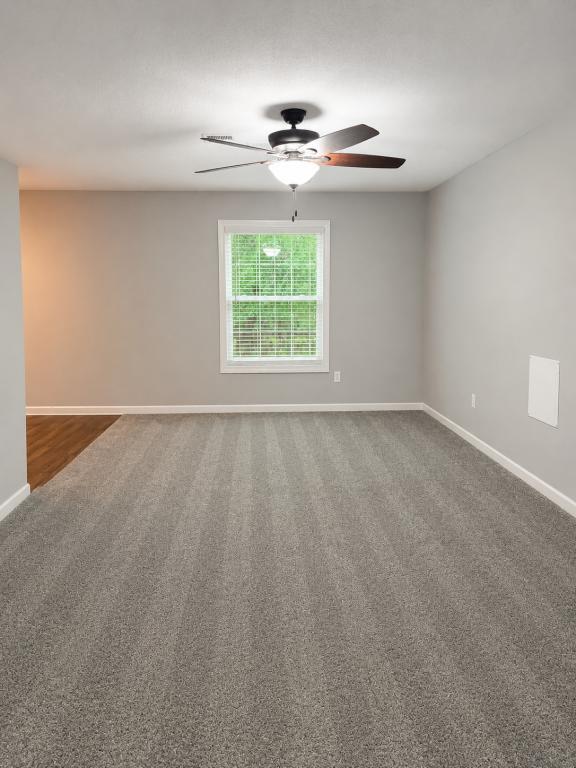 Building Photo - 302 Richland Dr