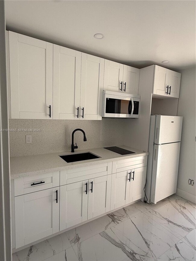 Foto del edificio - 9824 SW 26th Terrace