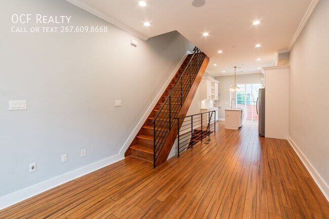 Building Photo - 2329 Gerritt St