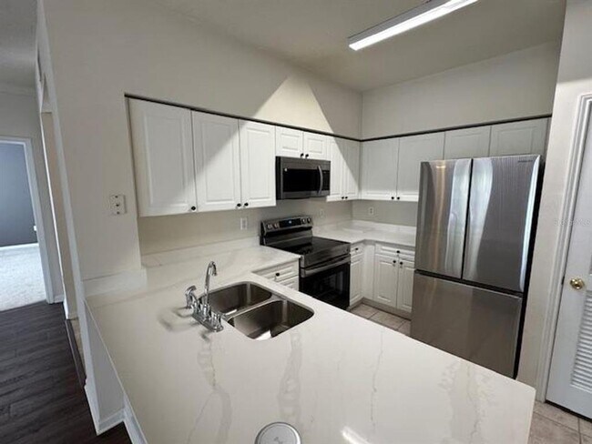 Building Photo - 791 Celebration Ave