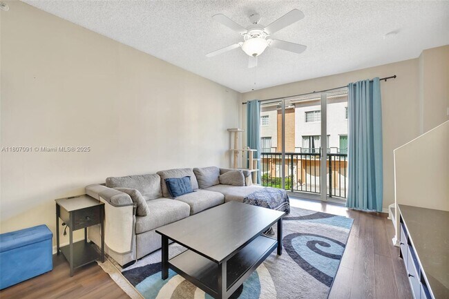 Foto del edificio - 2107 SE 10th Ave
