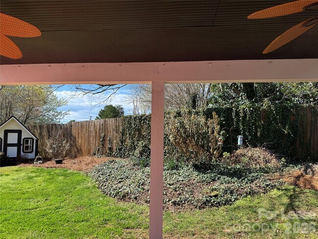 Foto del edificio - 19905 Madison Village Dr