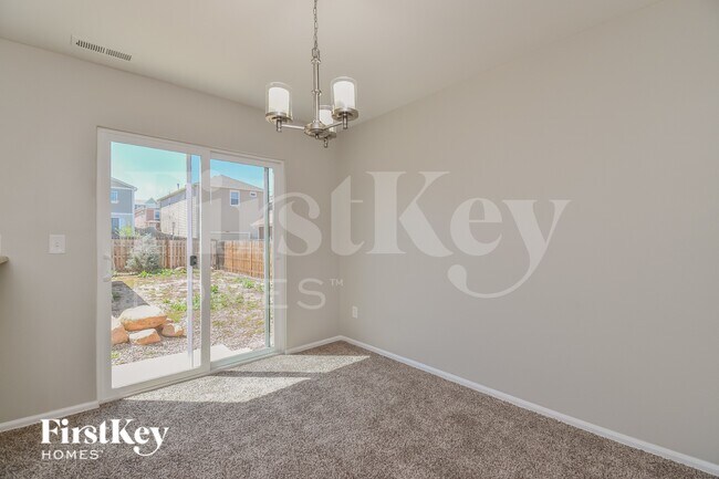 Foto del edificio - 6255 Sorpresa Ln