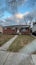 Building Photo - 23070 Scotia Rd