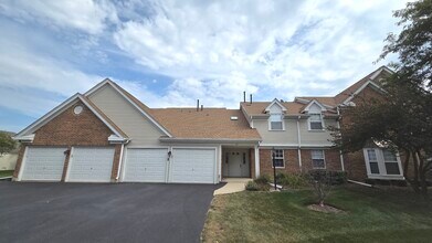 Building Photo - 67 Beechmont Ct