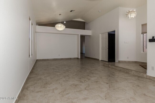 Foto del edificio - 3125 E Cottonwood Ln