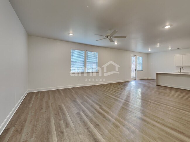 Foto del edificio - 1419 Aquamarine Dr