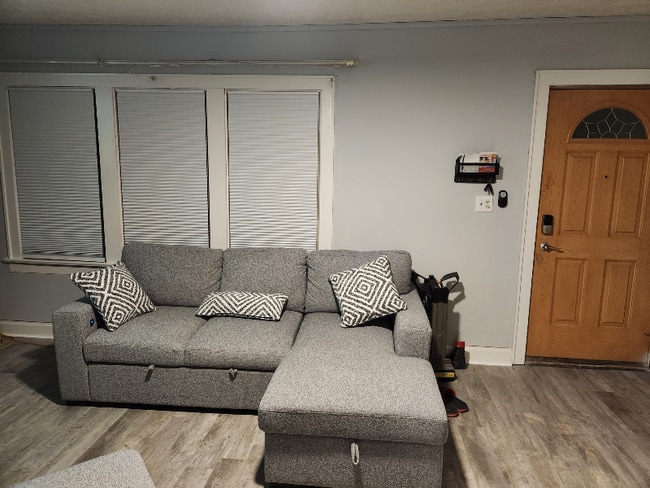 Foto del edificio - 966 S 18th St