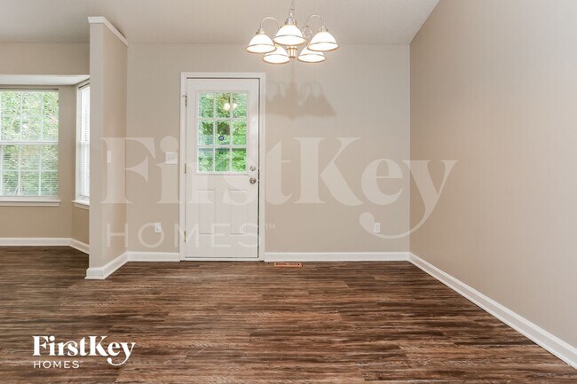 Foto del edificio - 6319 Hillview Ln
