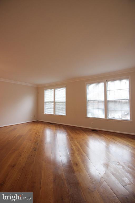 Foto del edificio - 46140 Cecil Terrace