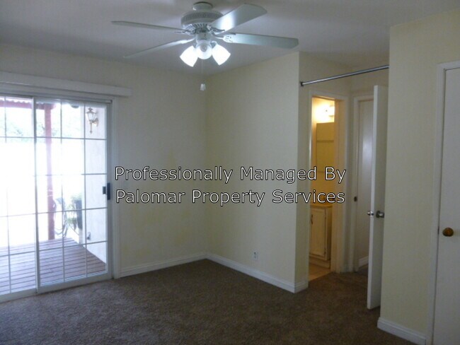 Building Photo - 613 N Midway Dr